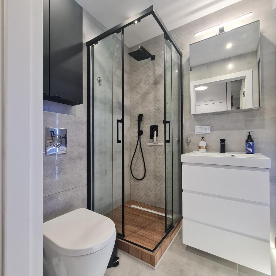 Green De Lux Apartament จีฟโนฟ ภายนอก รูปภาพ