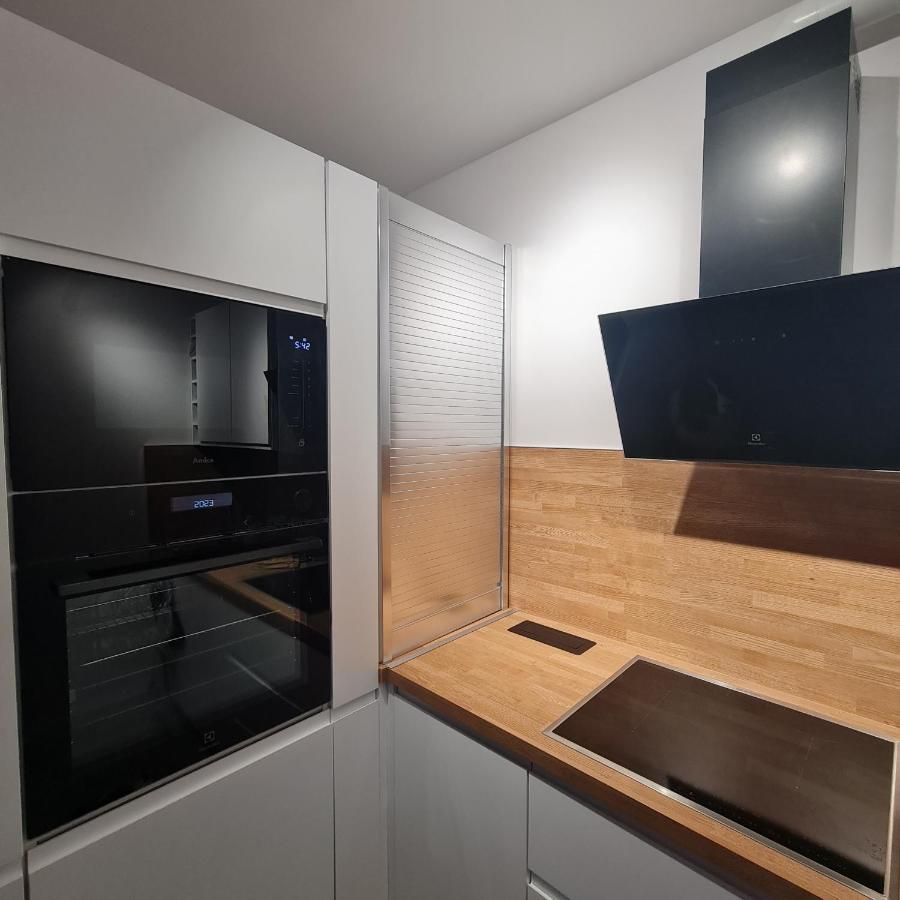 Green De Lux Apartament จีฟโนฟ ภายนอก รูปภาพ