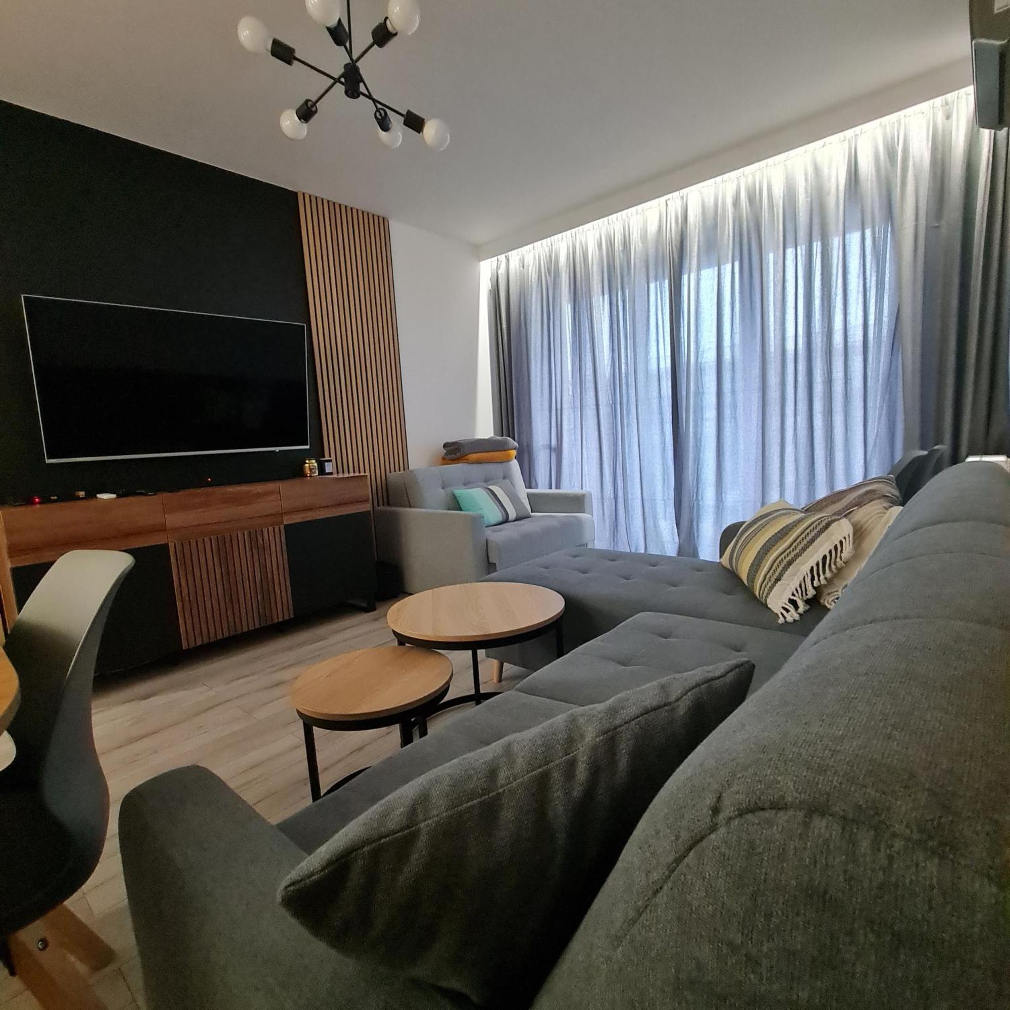 Green De Lux Apartament จีฟโนฟ ภายนอก รูปภาพ